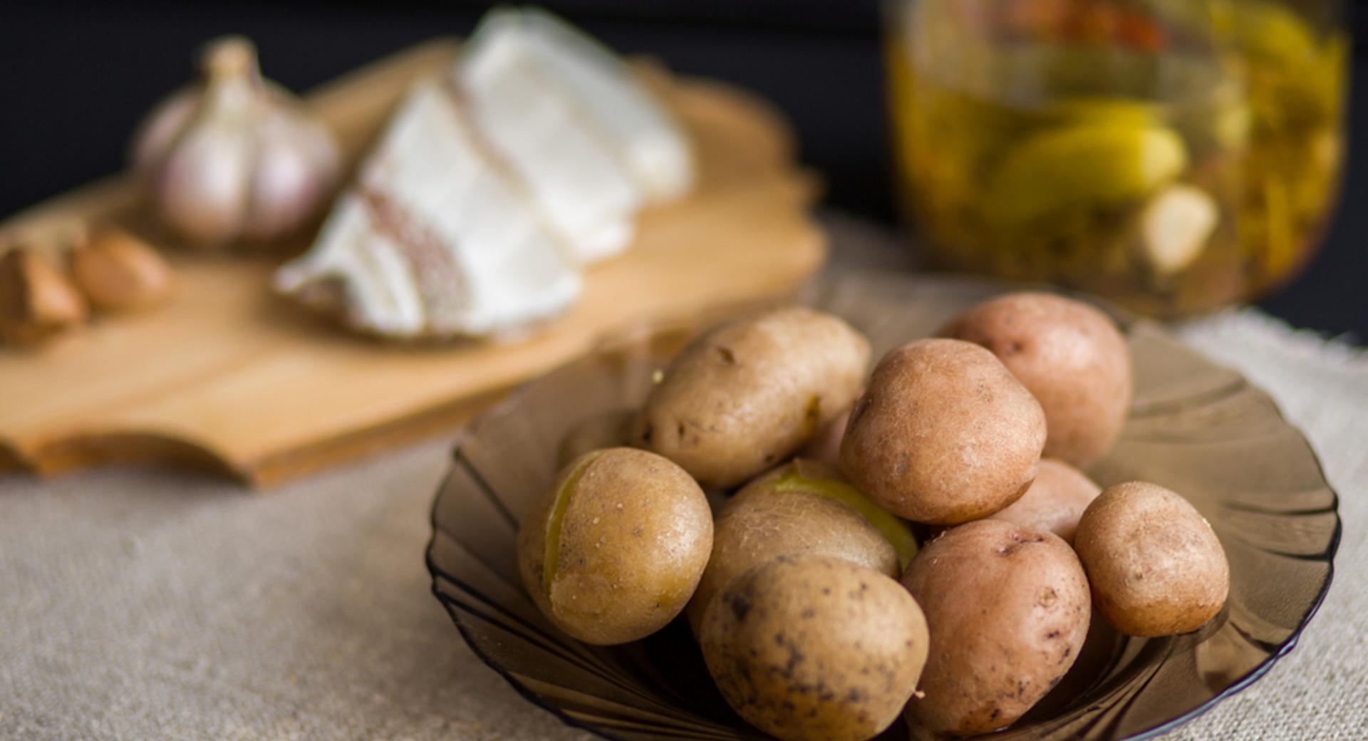 Boiled potatoes