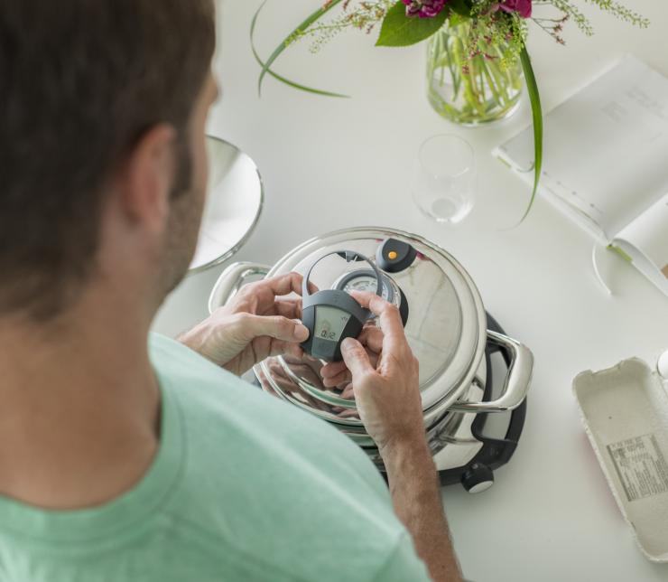 Self-controlled cooking with “Audiotherm” and “Navigenio”