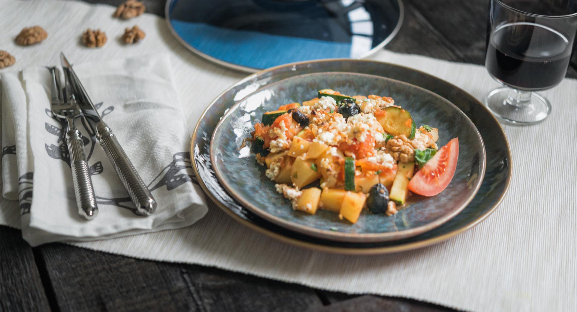 Gratinated potato-zucchini-stew