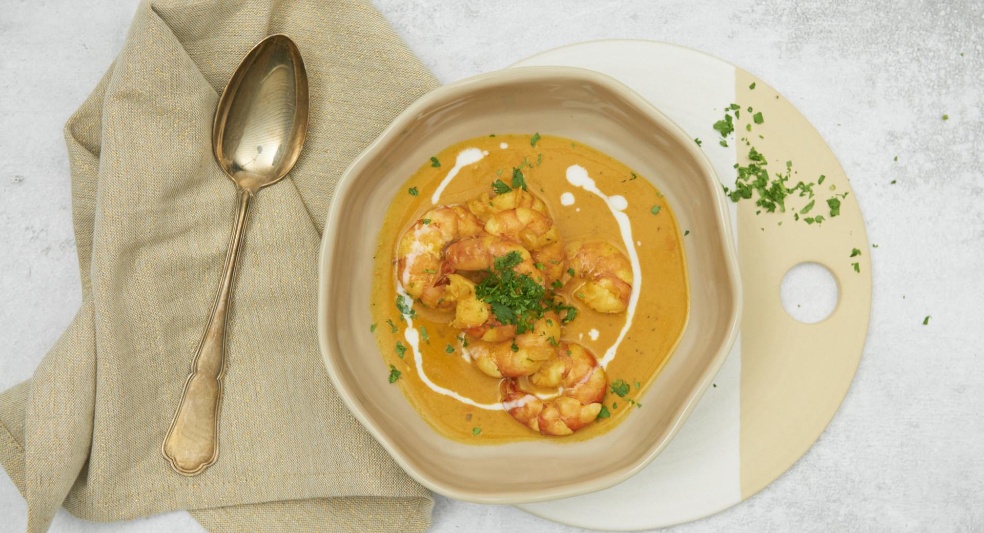 Shrimps in hot coconut sauce 