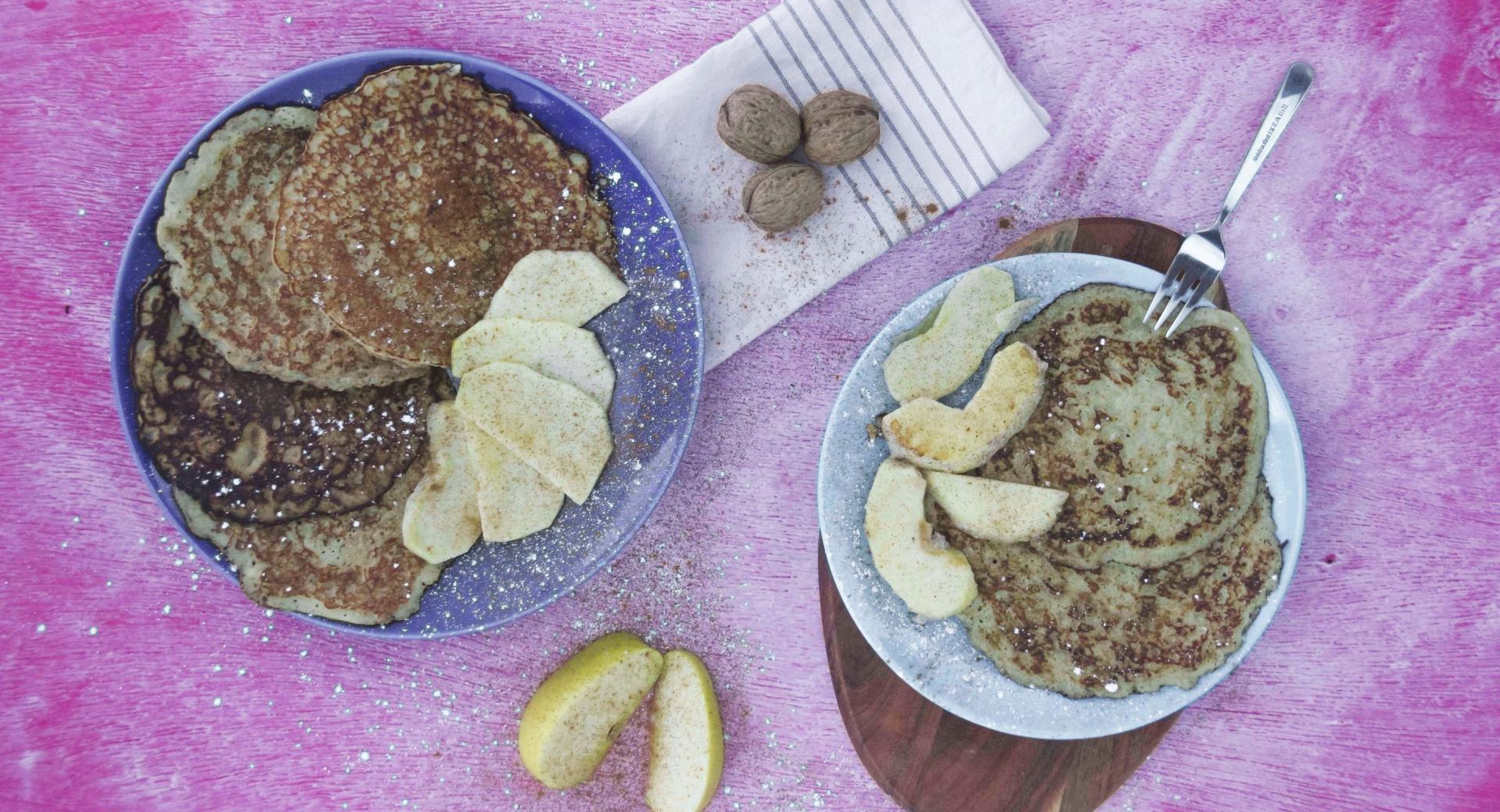 Apple crêpes