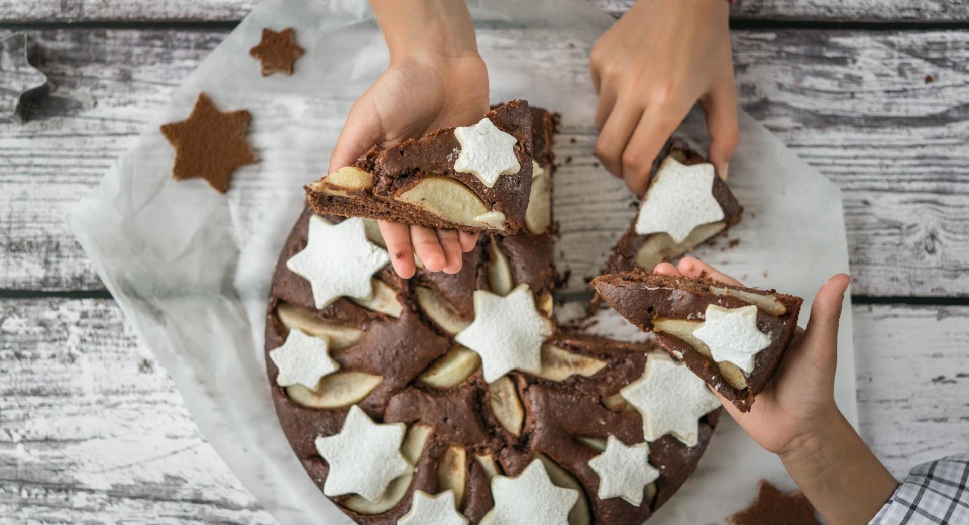 Chocolate apple cake