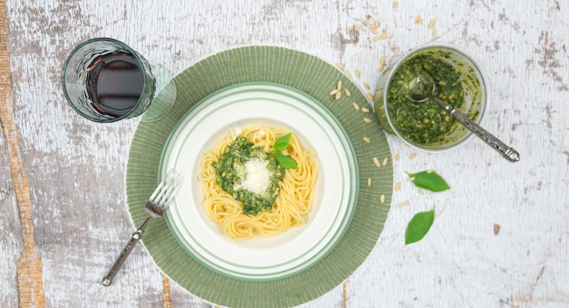 Basil pesto