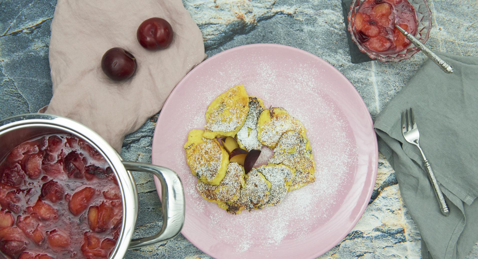 Saxon-style curd dumplings with plum compote