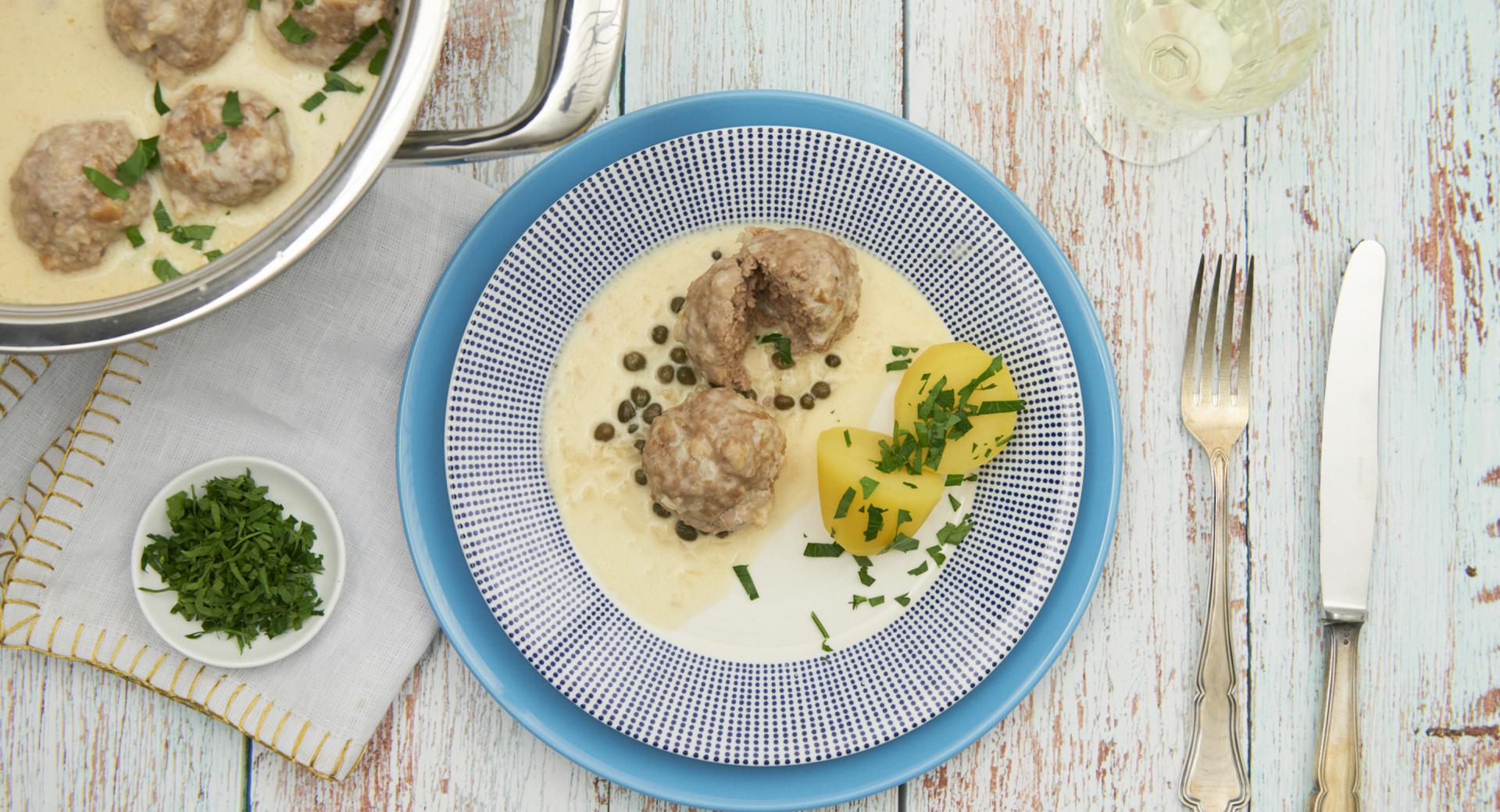 Meatballs (Style Konigsberg in creamy caper sauce)