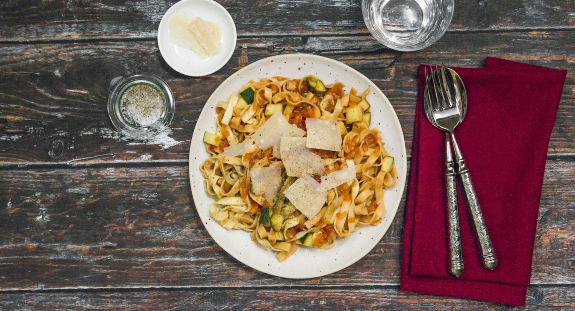 Tagliatelle with vegetable Bolognese sauce