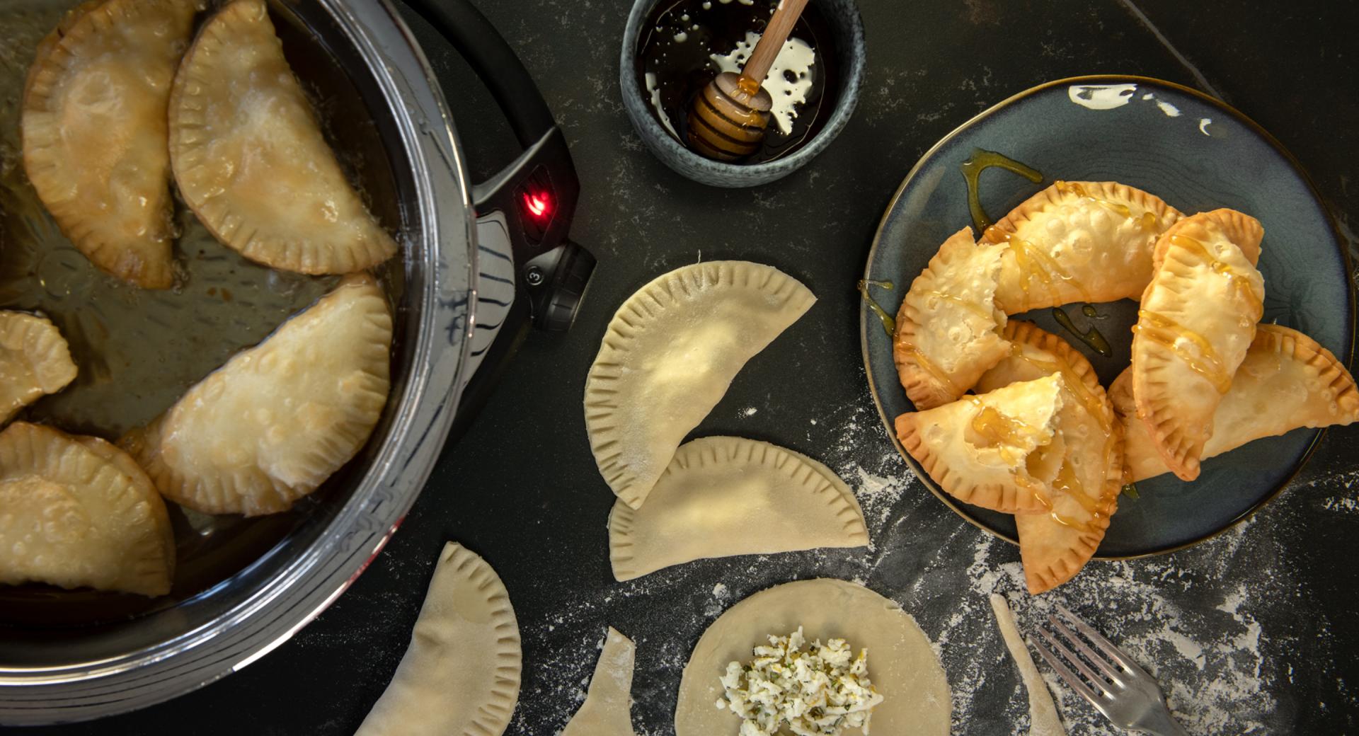 Dumplings with cheese and honey