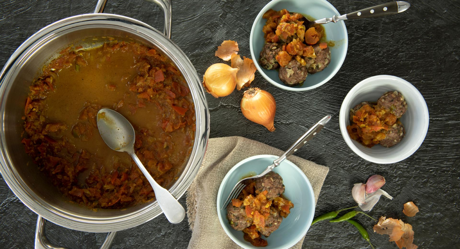 Kheema Kofta Curry (Curry with meatballs)