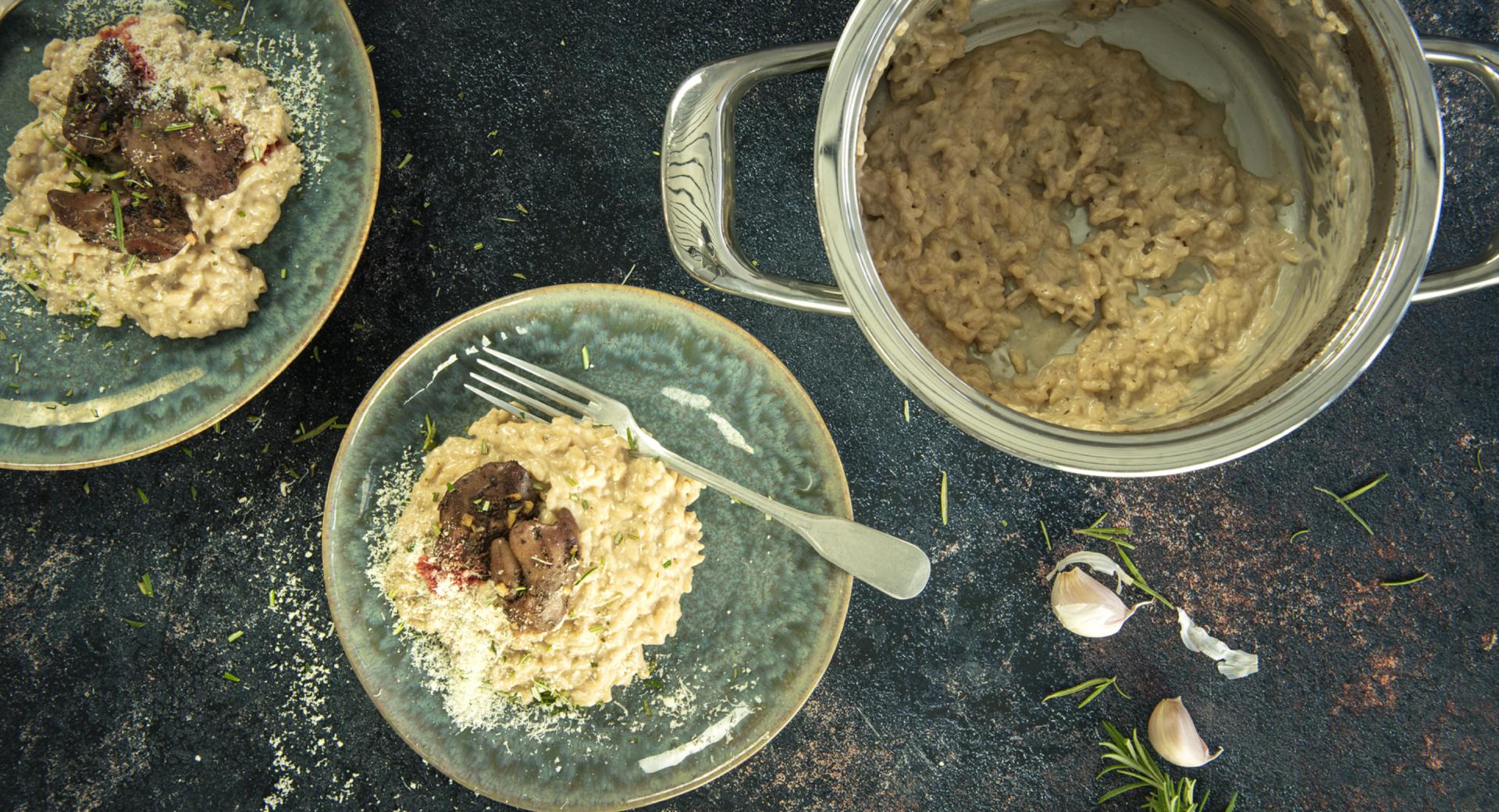 Port risotto with poultry liver