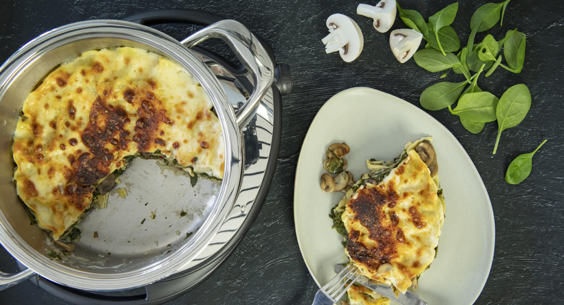 Mushroom lasagne with spinach