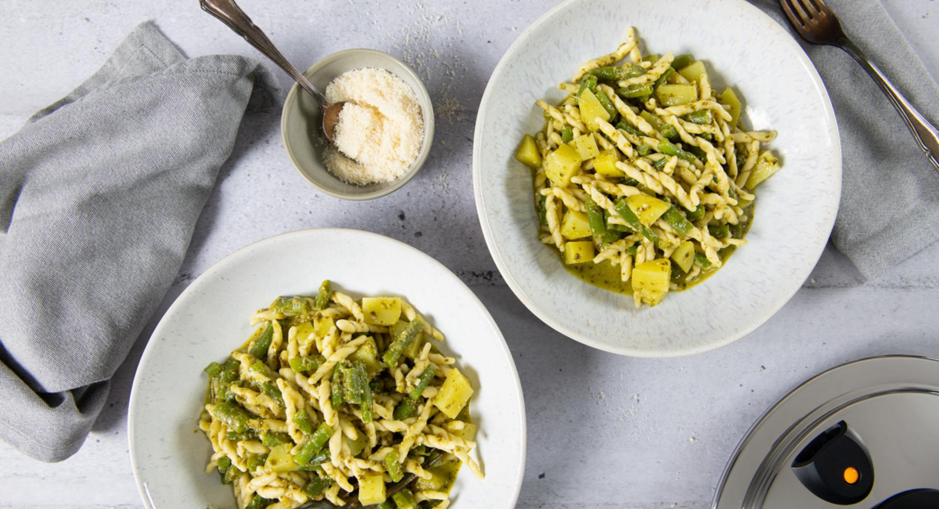 Trofie with pesto and vegetables