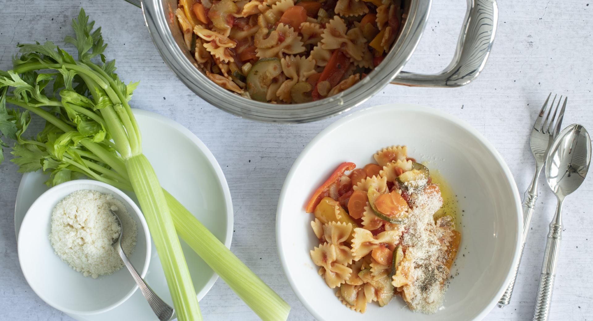 Farfalle in colorful tomato sauce