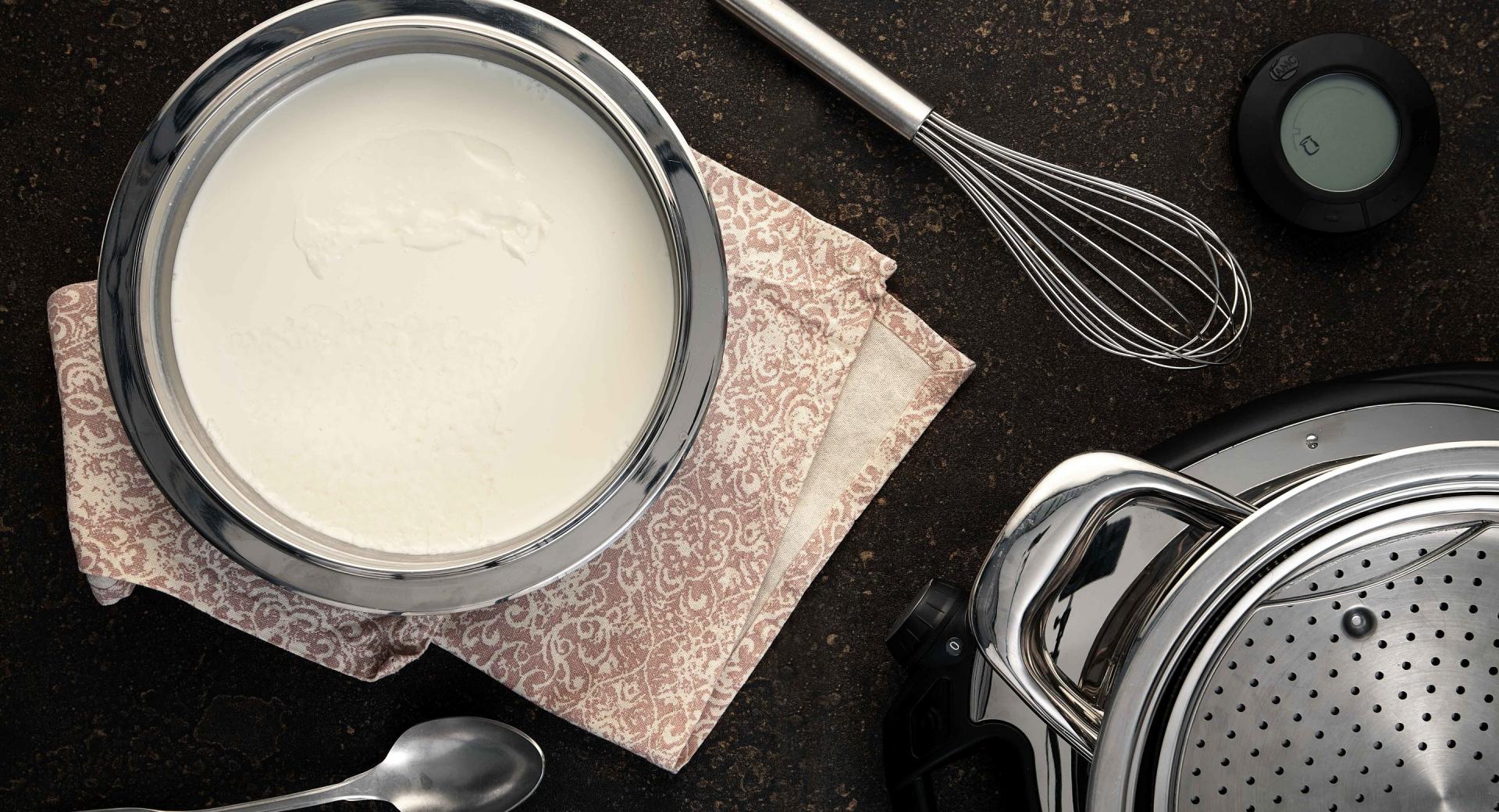 Natural yogurt (recipe for a bowl)