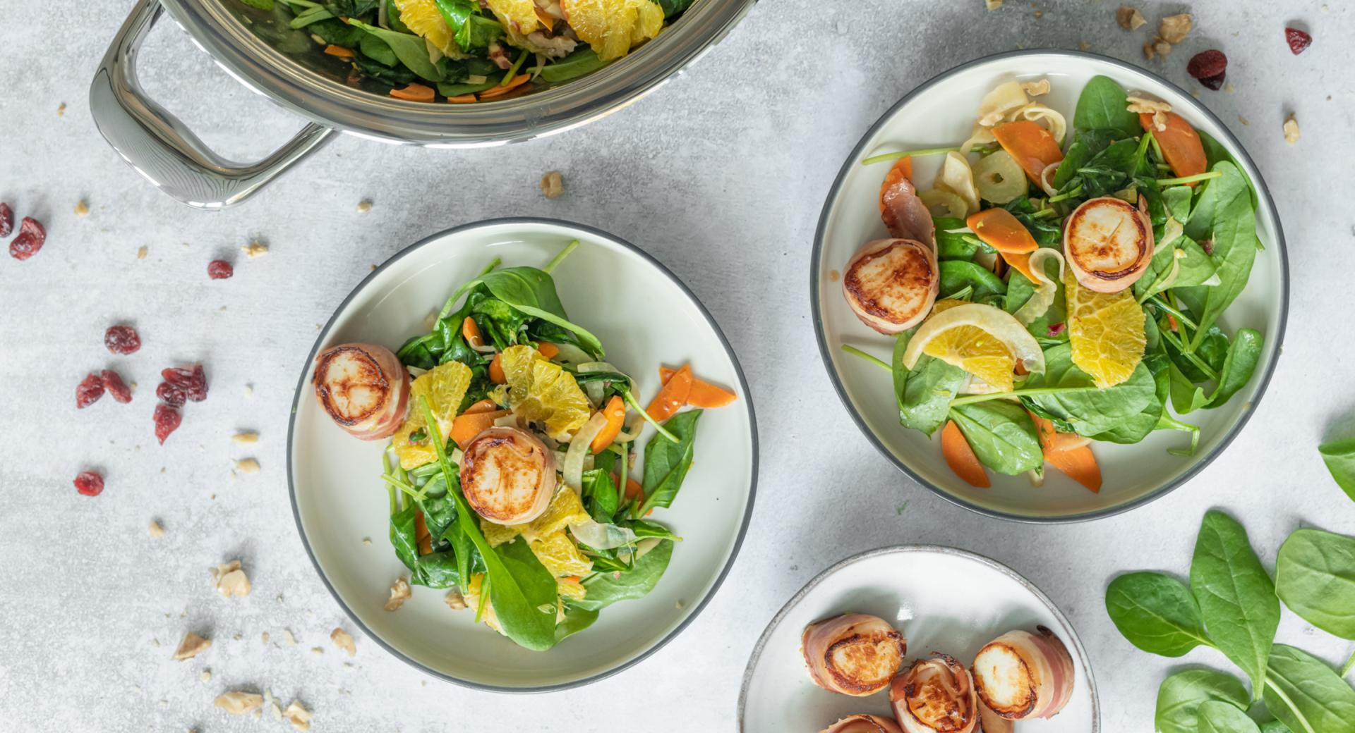 Lukewarm vegetable salad with scallops