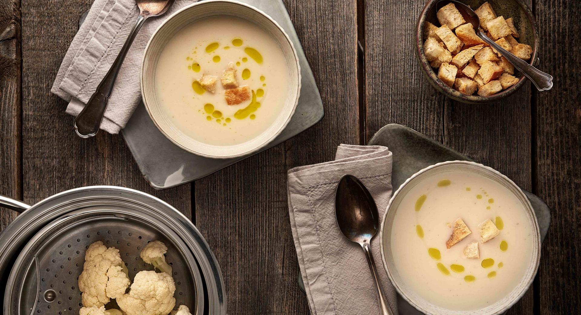 Cold cauliflower soup