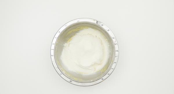 Mix flour and starch, sieve into the dough using a kitchen sieve and mix well.