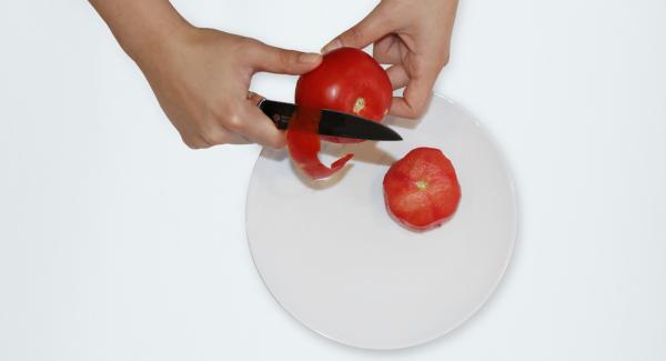 Peel tomatoes and puree with Quick cut.