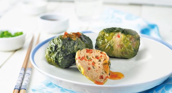 Asian cabbage rolls 