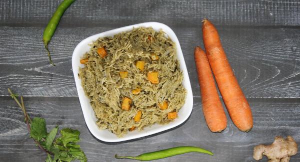 Mint and carrot pulao