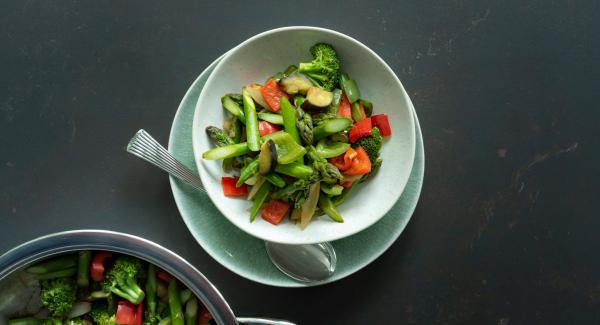 Stir-fried vegetables