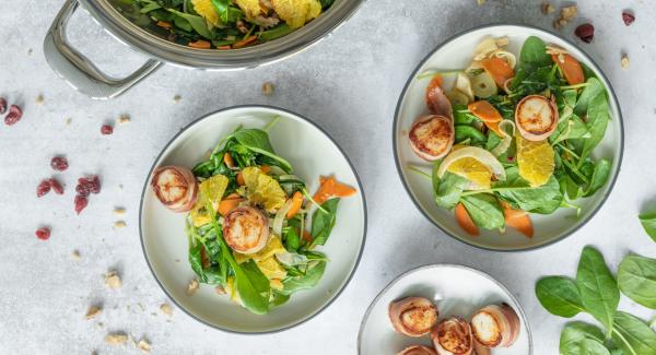 Lukewarm vegetable salad with scallops